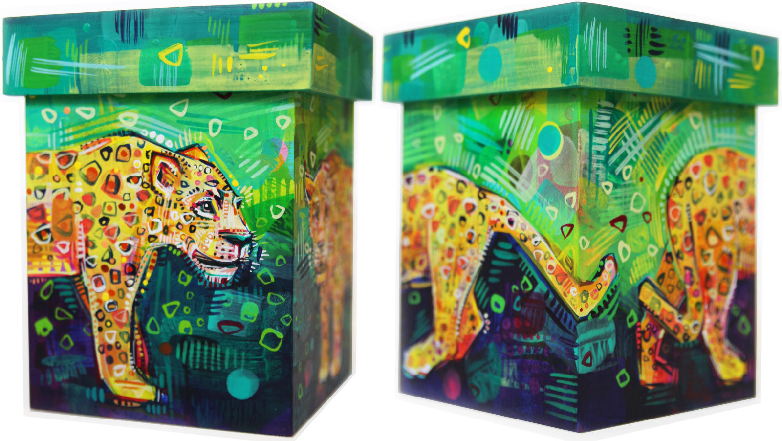 deux jaguars peints sur une boîte